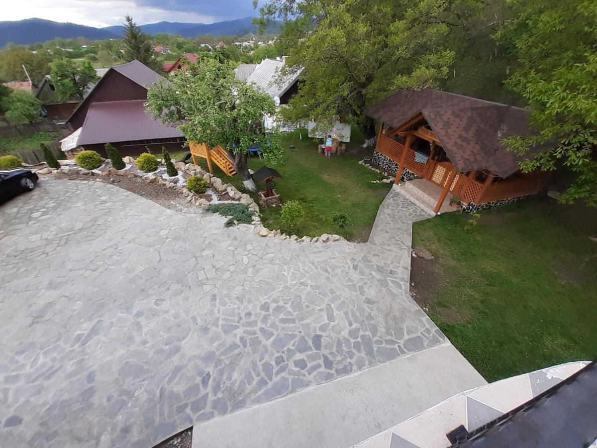 Casa Dintre Pini Villa Păltinoasa Buitenkant foto